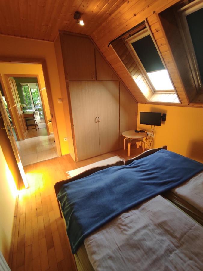 Вілла Benaja Swiss Nyaralohaz Кестхей Екстер'єр фото